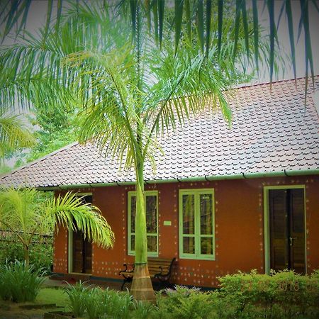 Sunbird Garden Resort Krishnagiri Exteriér fotografie