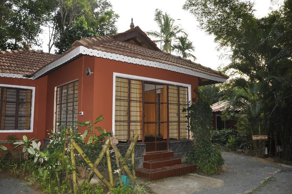 Sunbird Garden Resort Krishnagiri Pokoj fotografie