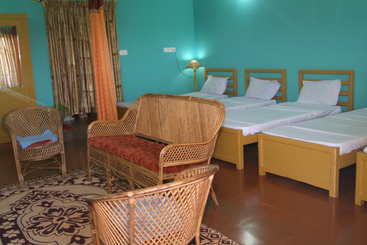 Sunbird Garden Resort Krishnagiri Pokoj fotografie